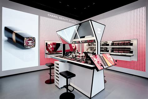 Chanel beauty store on Champs